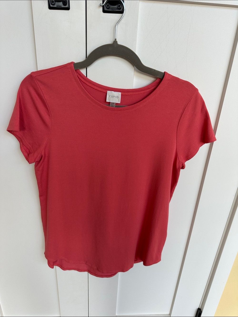 Cupio Coral-Orange Short Sleeve Scoop Neck Tee Size L